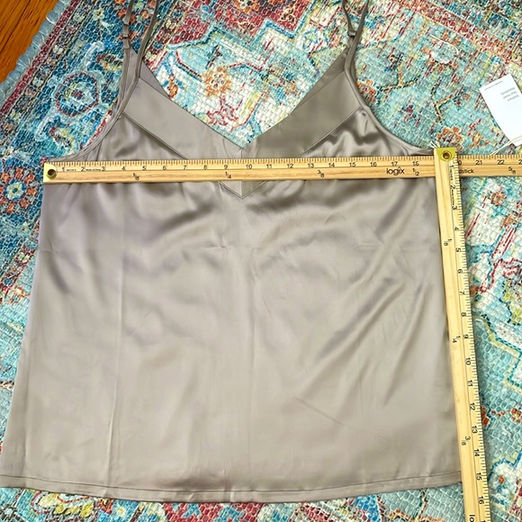 NWT women’s Haven Well within double v-neck washable silk cami sz m - Picture 2 of 9
